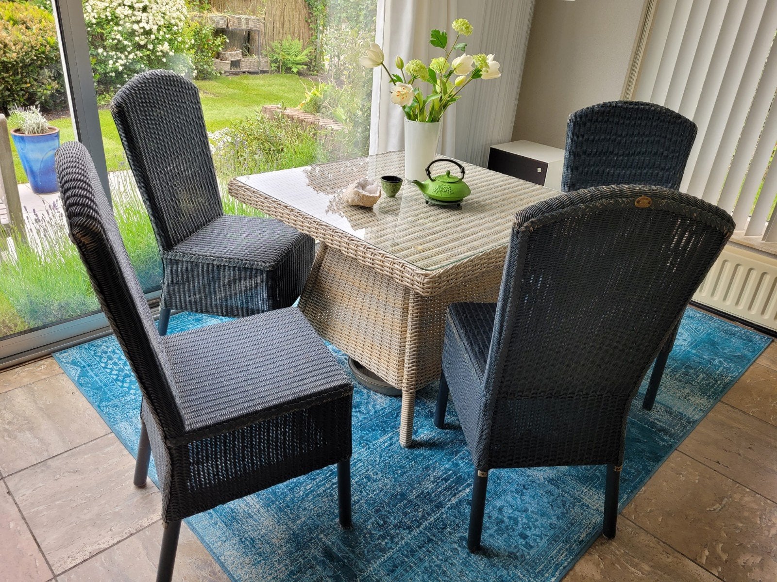 Origineel Loom Furniture BV stoelen - 4 stuks € 75 p.stoel, Ophalen, Zwart, Riet of Rotan, Zo goed als nieuw