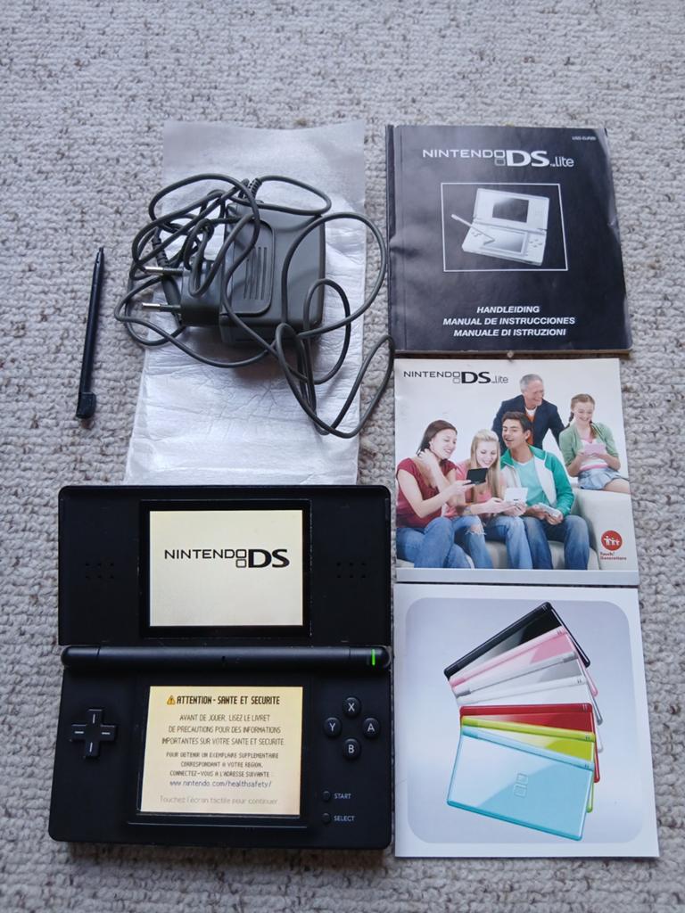 Nintendo DS Lite, Spelcomputers en Games, Spelcomputers | Nintendo DS, Ophalen of Verzenden, Gebruikt, DS Lite
