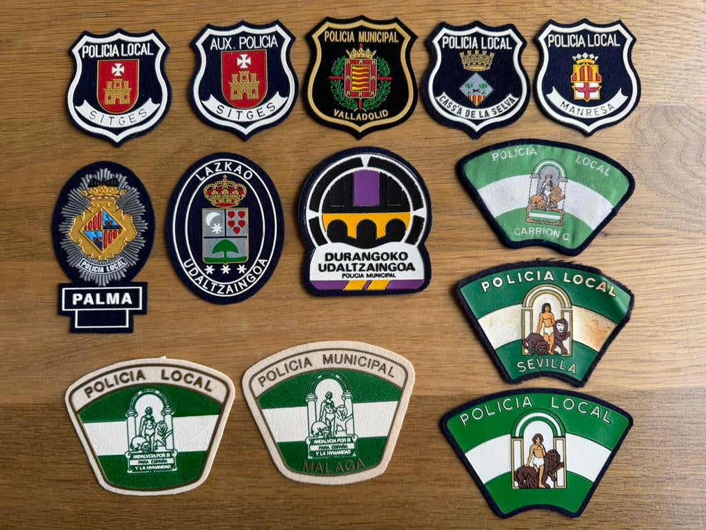 Te koop/ruil spaanse politie patches, Verzamelen, Militaria | Algemeen, Ophalen of Verzenden, Overige gebieden, Embleem of Badge