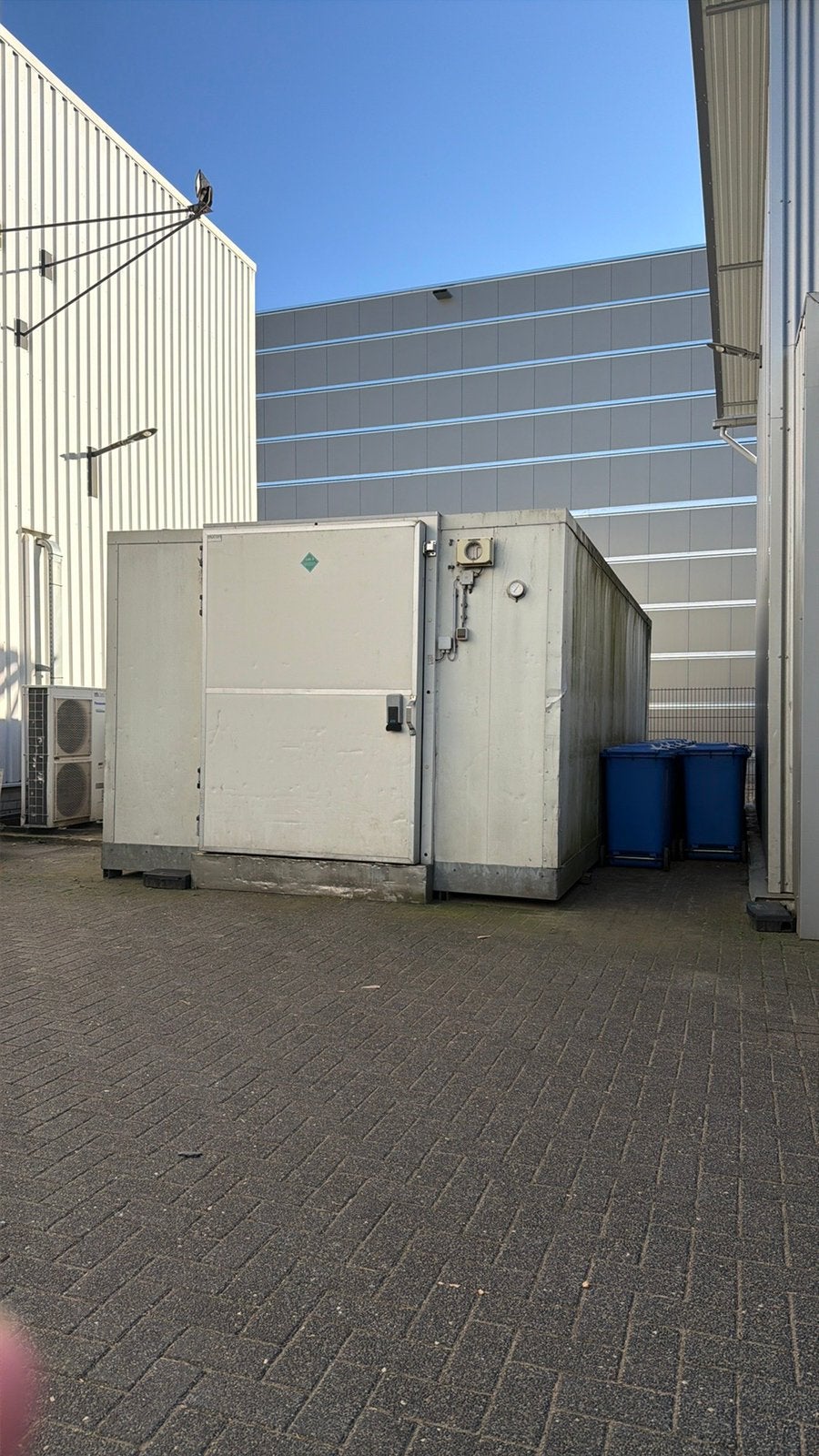 Vriescel L7xB4 mtr, Ophalen, 160 cm of meer