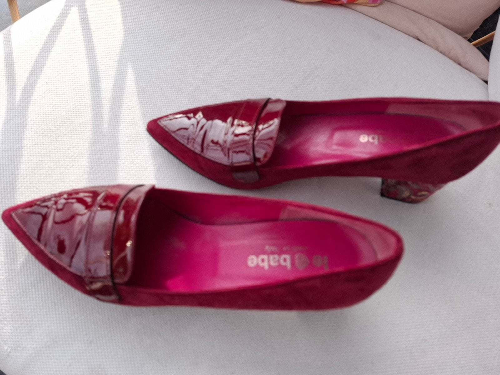 Te & Babe Bordeauxrode Pumps Maat 41 - Nieuw in Doos, Kleding | Dames, Pumps, Nieuw, Ophalen of Verzenden, Te & Babe