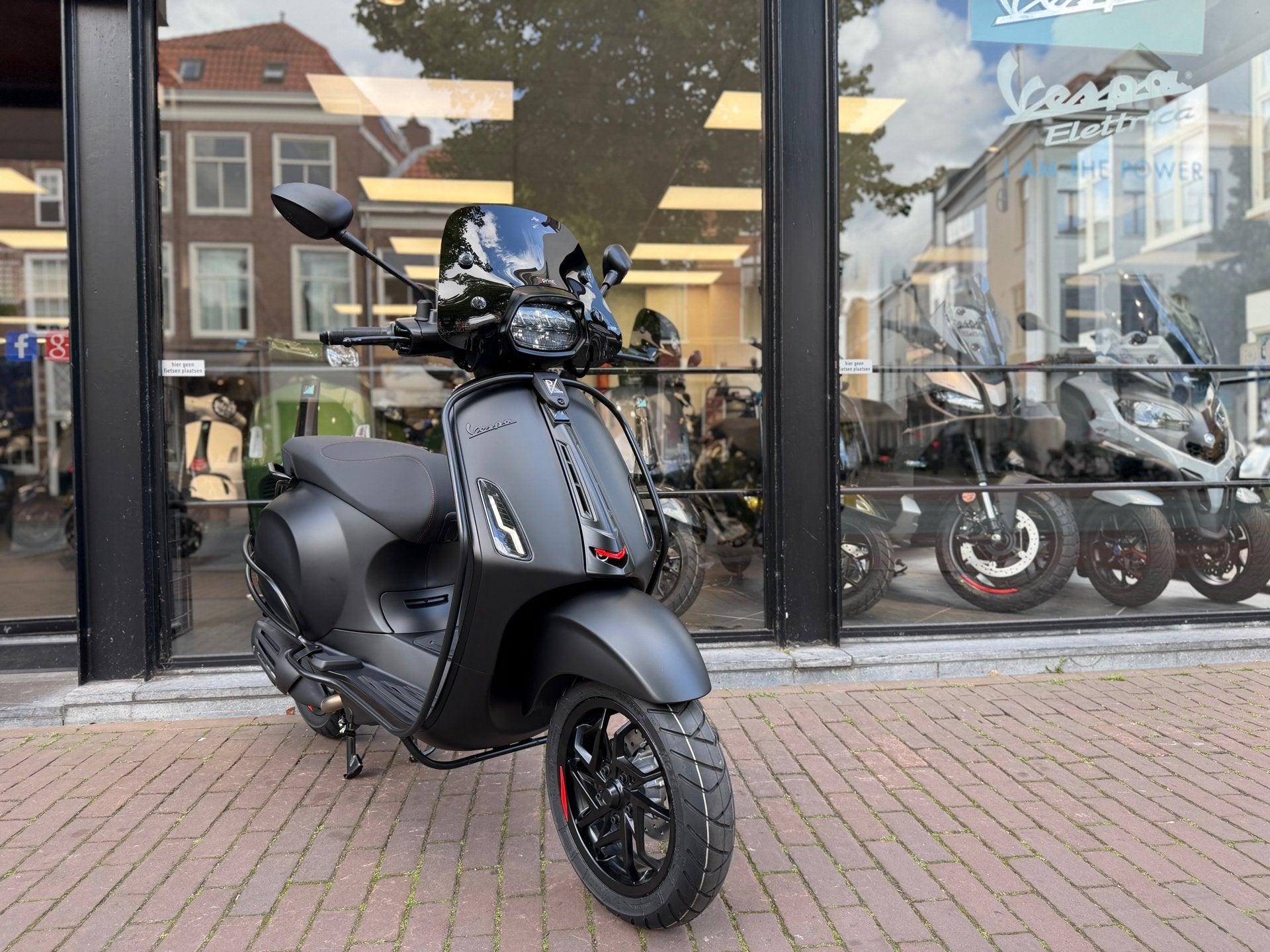 VESPA SPRINT MY 2026 25KM 45KM EURO5+ | 4 JAAR FABRIEKSGARAN