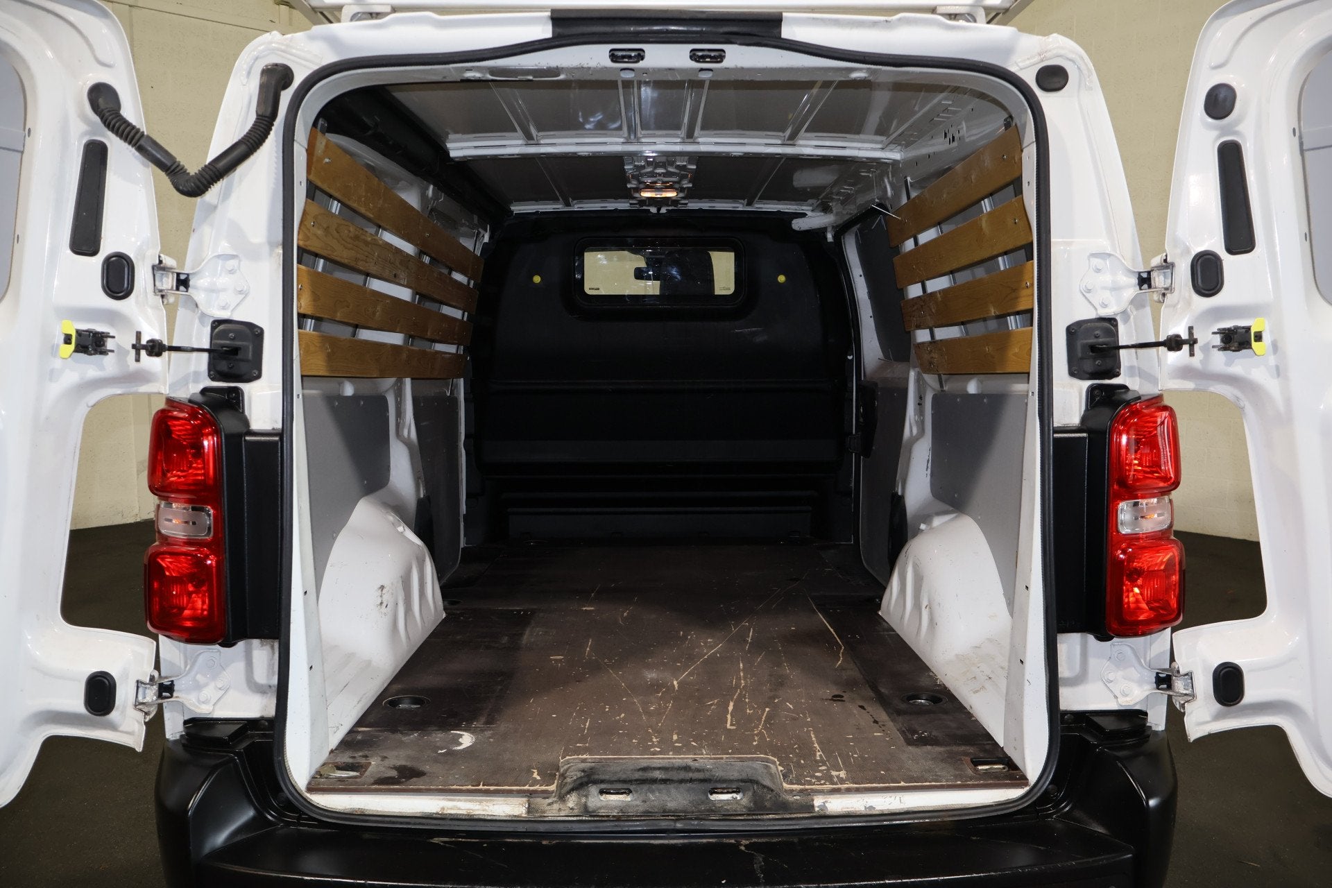 Opel Vivaro 2.0 CDTI L2H1 Edition Airco Imperiaal (bj 2021), Auto's, Stof, Euro 6, 4 cilinders, Origineel Nederlands