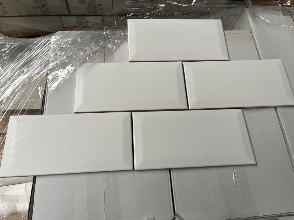125 m2 Metro tegels 10x20 cm White mat, Ophalen, Nieuw, Minder dan 20 cm, 20 tot 40 cm