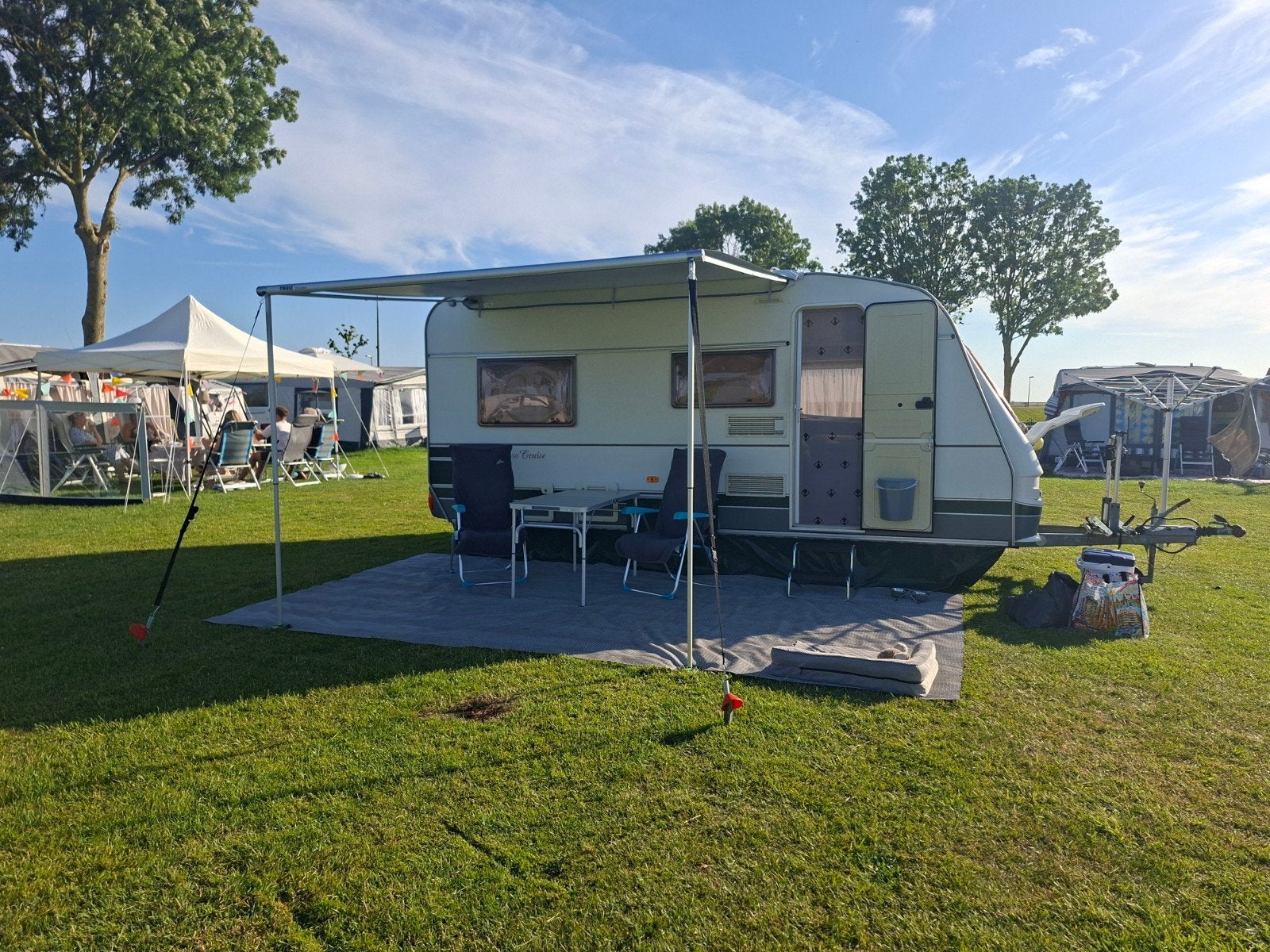 Chateau Calista 450 cruise met mover, fietsendrager, luifel, Chateau, Vast bed, Treinzit, Particulier