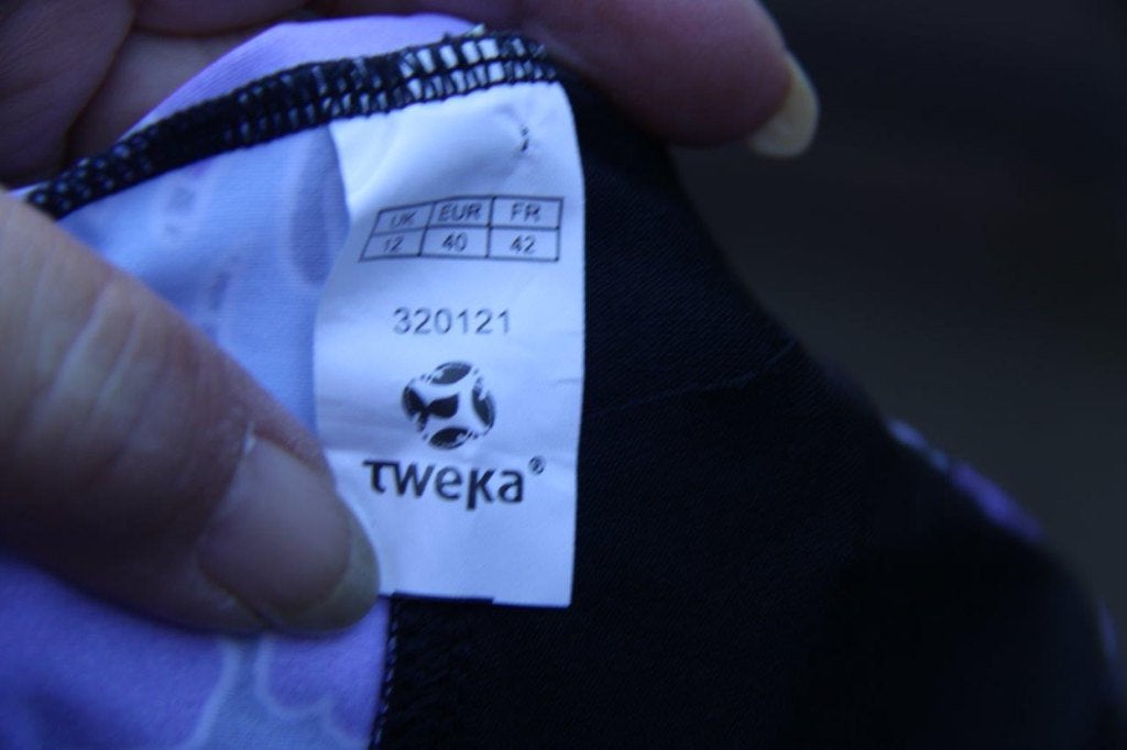 Tankinitop zwart/ blauw/ paars Tweka mt 40 B cup Vaste prijs, Blauw, Badpak, Ophalen of Verzenden, Zo goed als nieuw