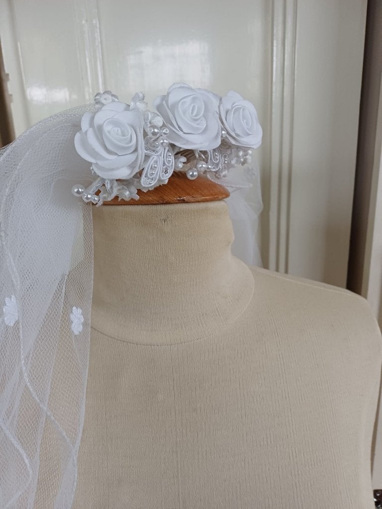 3 Bruidssluiers en parelobject, vintage, brocante, Ophalen of Verzenden, Zo goed als nieuw, Wit, Accessoires