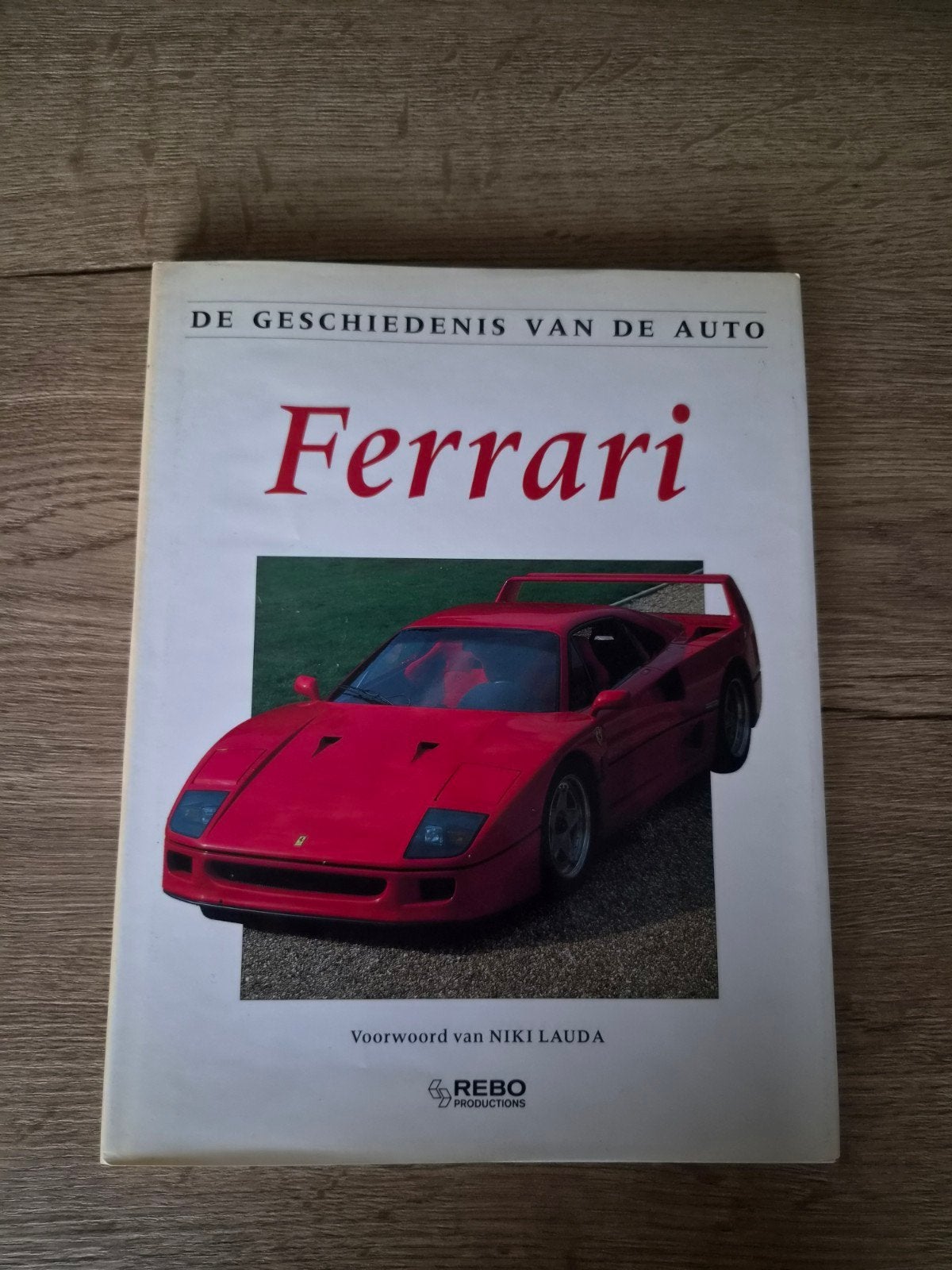 De Geschiedenis van de Auto: Ferrari (Niki Lauda), Ophalen of Verzenden, Gelezen, Ferrari, Niki Lauda (voorwoord)