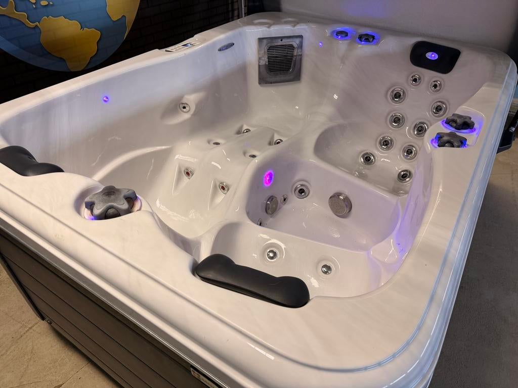 Passion Renew Jacuzzi 3 Persoons spa Koopje, Ophalen of Verzenden, Zo goed als nieuw, Filter