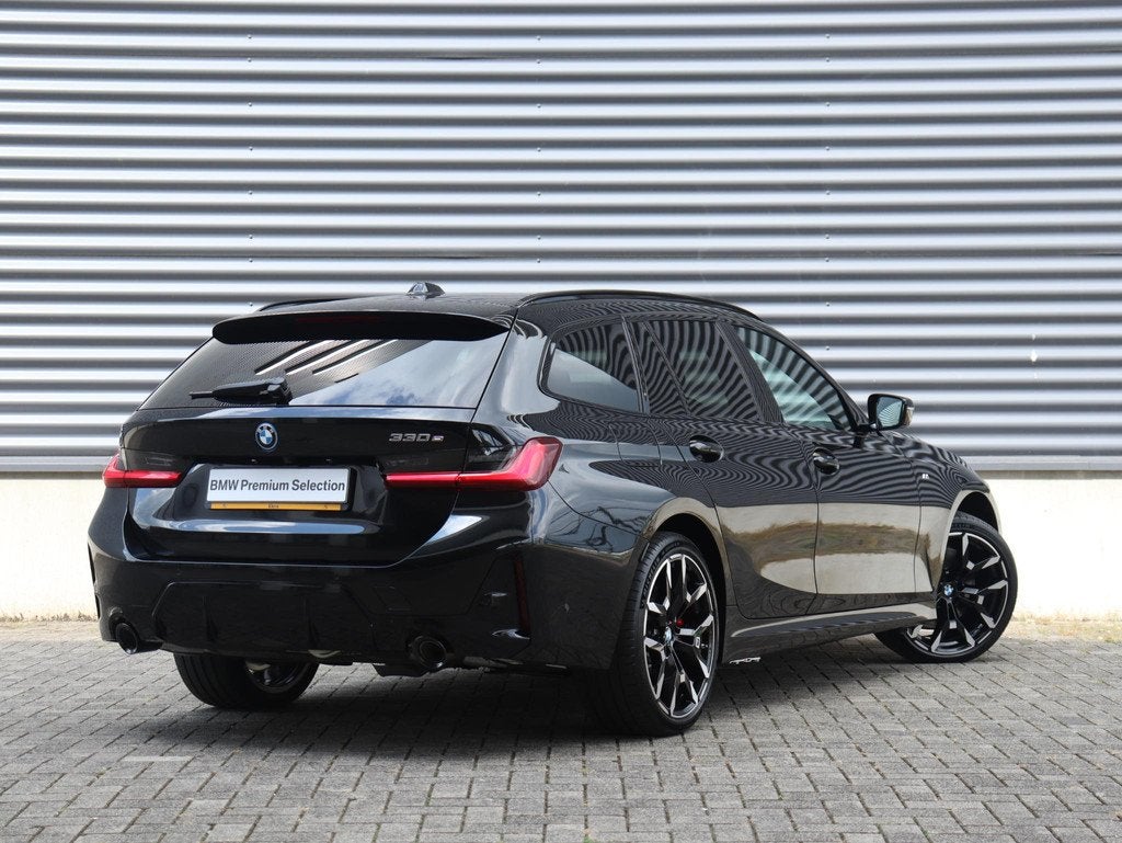 BMW 3 Serie Touring 330e | M Sportpakket Pro | Panoramadak |, Auto's, BMW, Automaat, 1998 cc, 4 cilinders, Met garantie (alle)