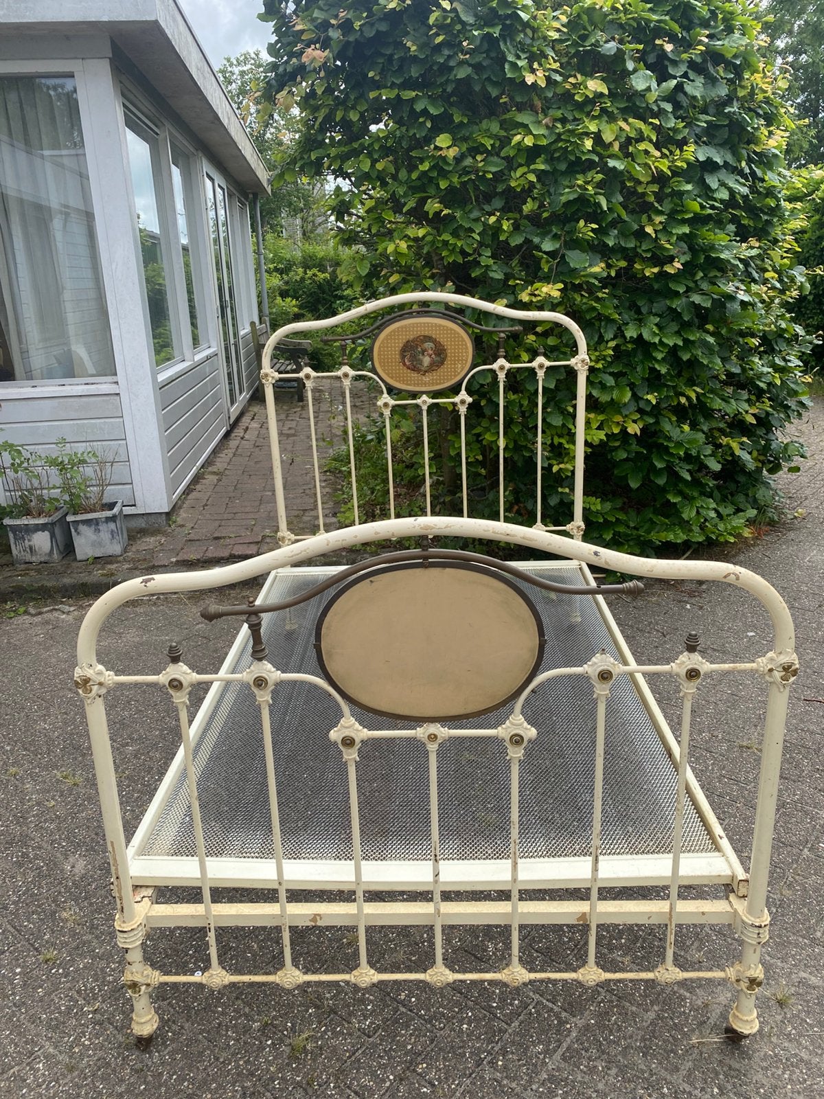 Antieke gietijzeren twijfelaar 120 cm, Antiek en Kunst, Antiek | Meubels | Bedden, Ophalen