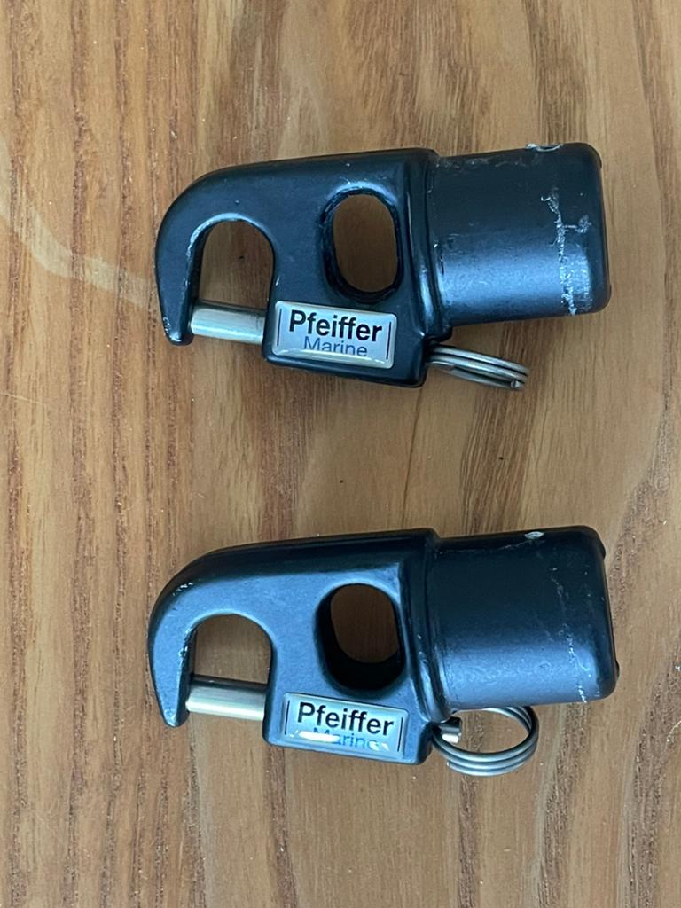 Twee pfeiffer spiboom uiteinden 27mm, Ophalen of Verzenden, Zo goed als nieuw