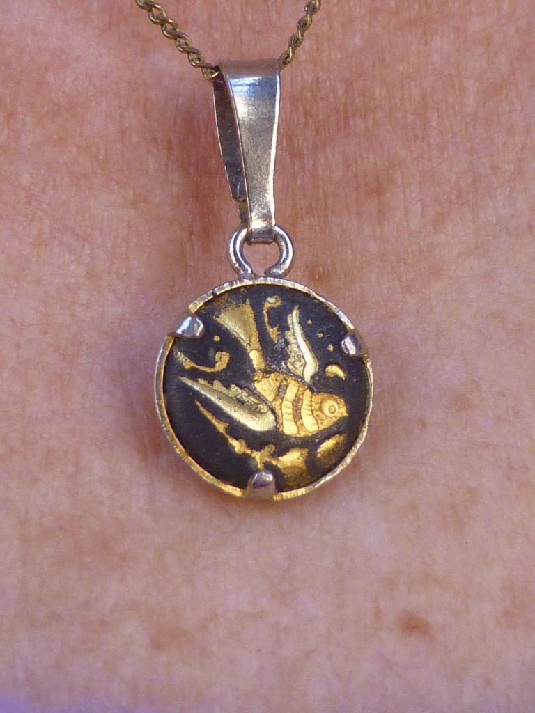 Toledo Damascene Hangertje aan Doublé Ketting Kolmar&Jourdan, Verzenden, Overige materialen, Ketting, Verguld