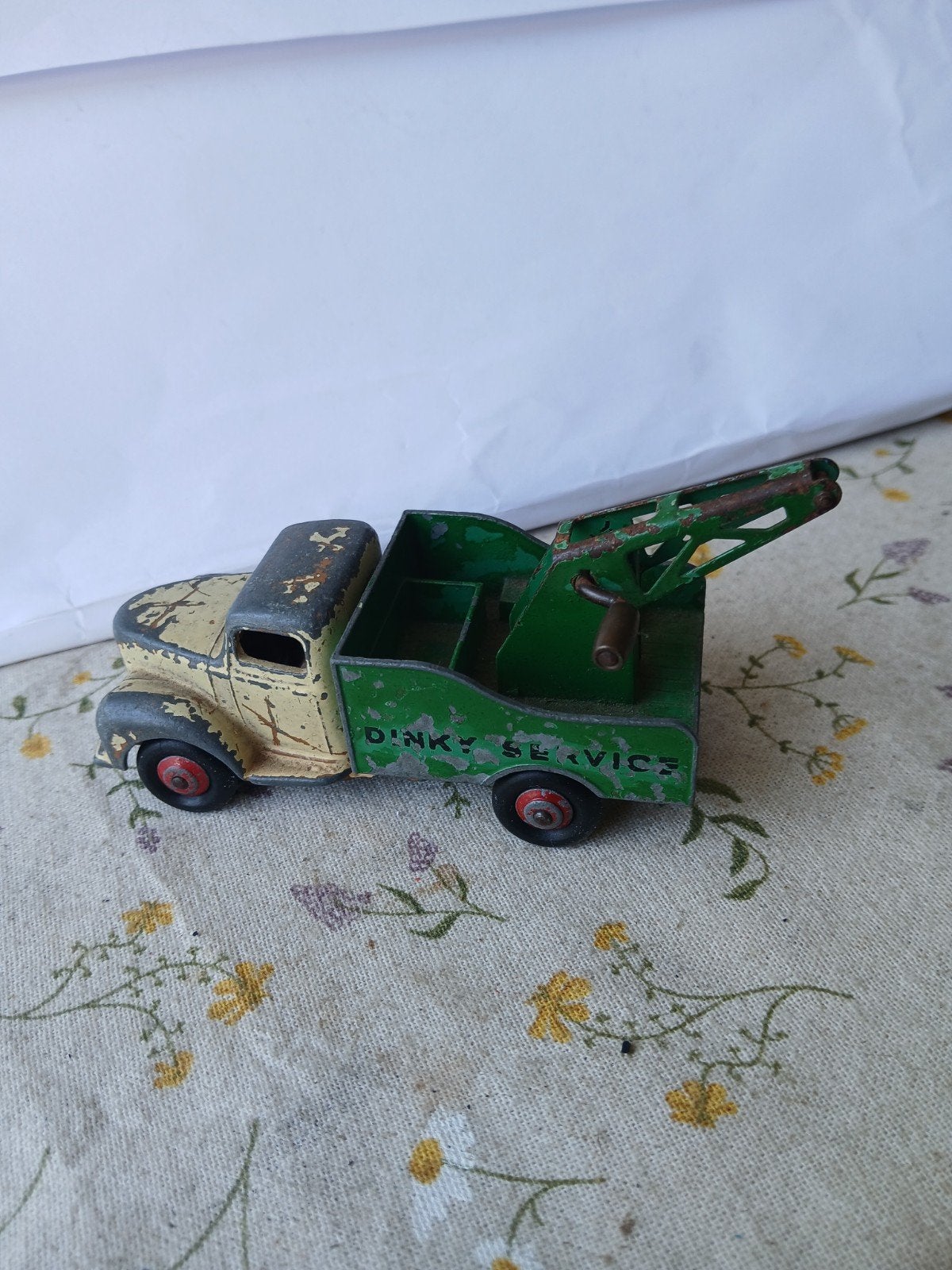 Commer takelwagen.  Dinky toys,  opknapper, Hobby en Vrije tijd, Modelauto's | 1:43, Ophalen of Verzenden, Gebruikt, Auto, Dinky Toys