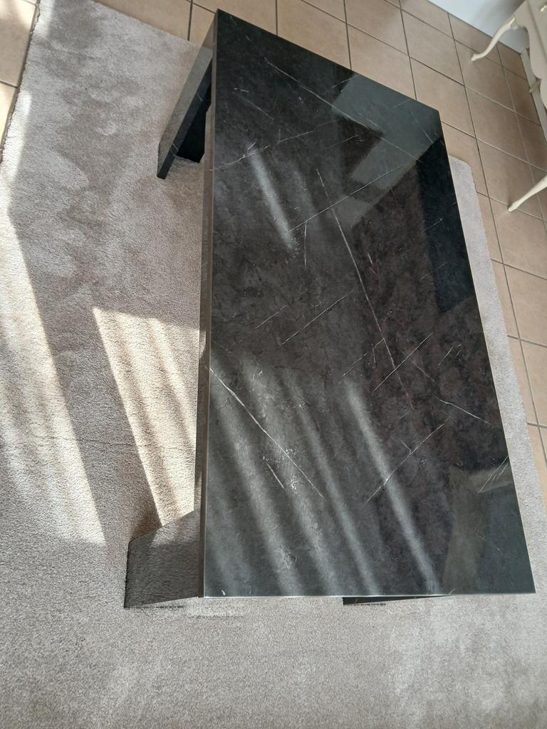 Super mooien salon tafel Marmer look mag weg wegens verhuize, Ophalen of Verzenden, Zo goed als nieuw, Minder dan 10 m², Laminaat