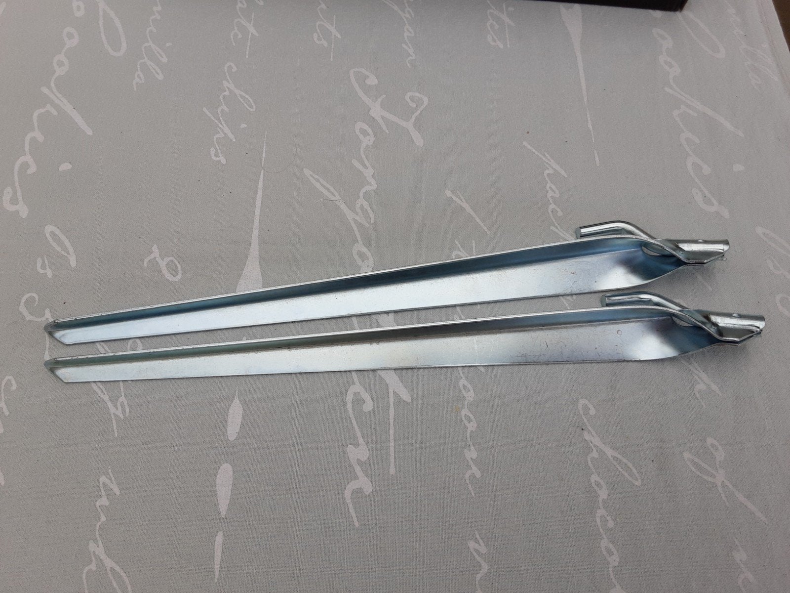 Stormband staal pennen 38cm - Set van 2, Ophalen of Verzenden