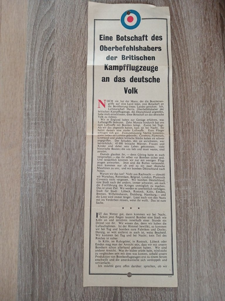 RAF vlugschrift., Ophalen of Verzenden, Luchtmacht, Engeland, Embleem of Badge