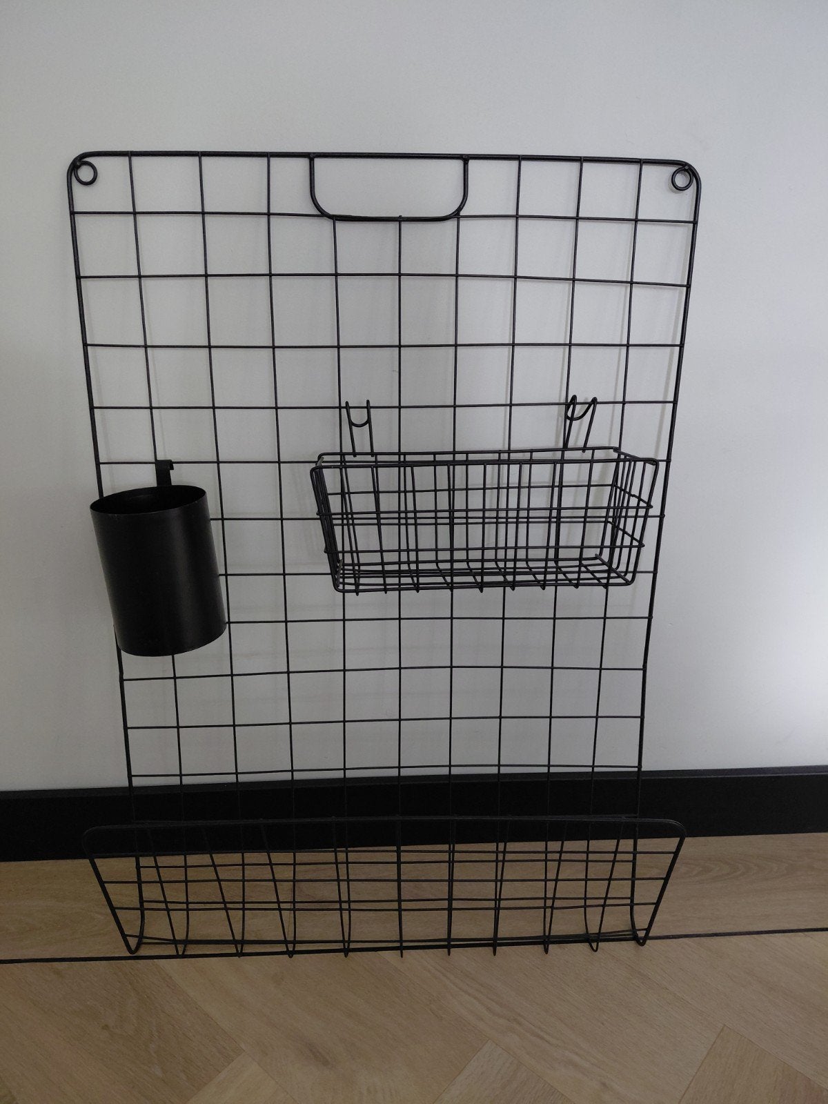 Zwart metalen rek met mandjes - ideaal voor organisatie, Zwart, Ophalen of Verzenden, Zo goed als nieuw, Metaal