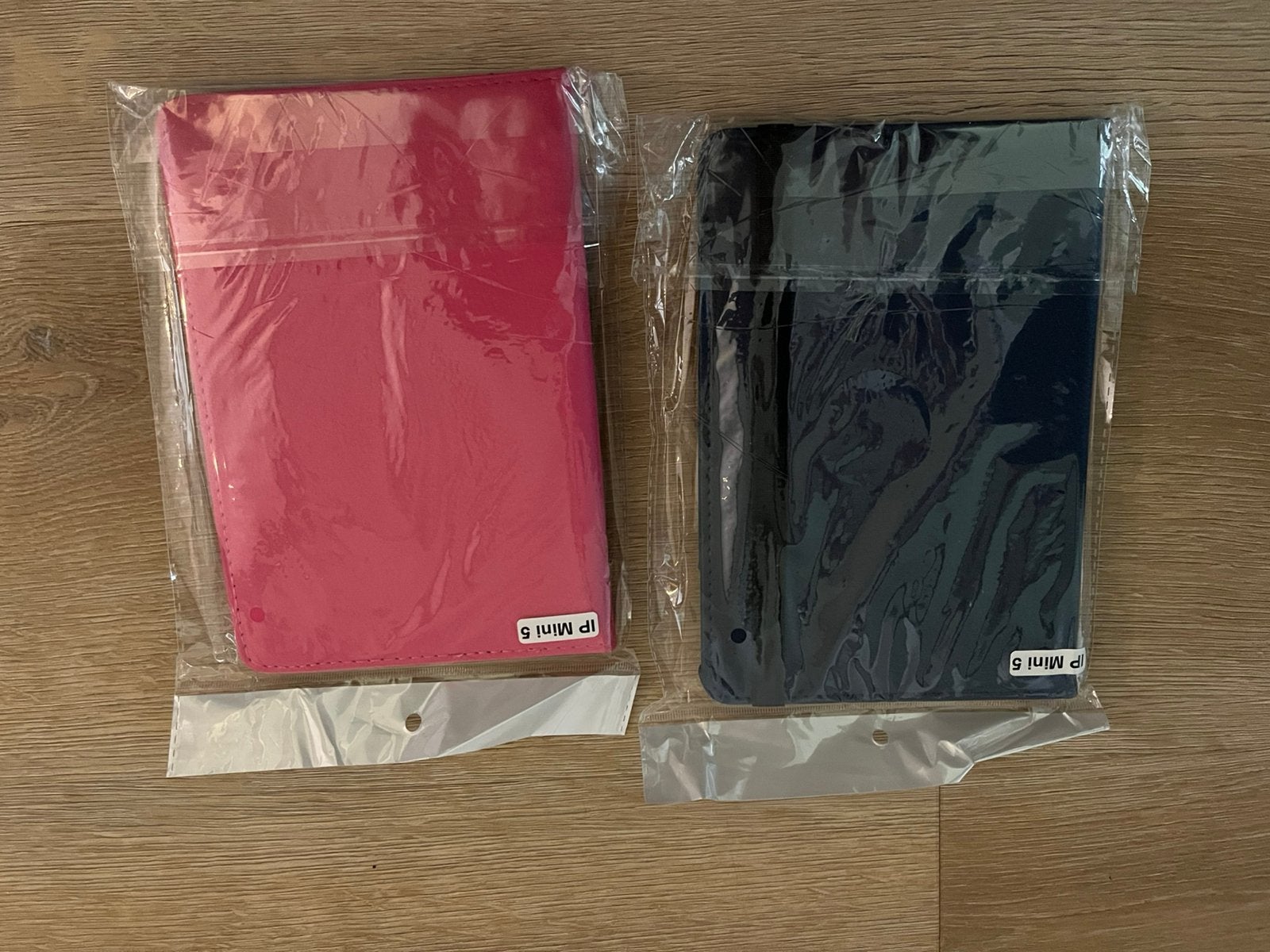 Ipad mini 5 hoesjes roze en blauw