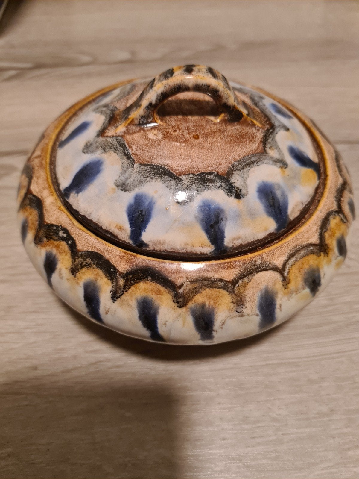 Decoratieve pot met deksel   keramiek, Antiek en Kunst, Antiek | Keramiek en Aardewerk, Ophalen of Verzenden