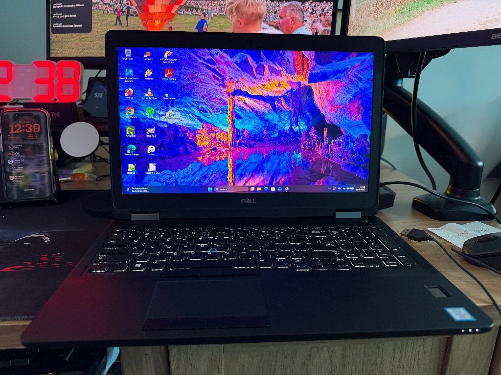Dell Latitude E5570, Ophalen, Zo goed als nieuw