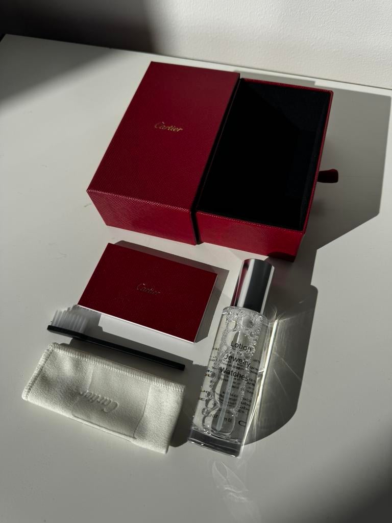 Cartier Jewelry Cleaning Kit NIEUW, Sieraden, Tassen en Uiterlijk, Overige Accessoires, Ophalen of Verzenden, Nieuw