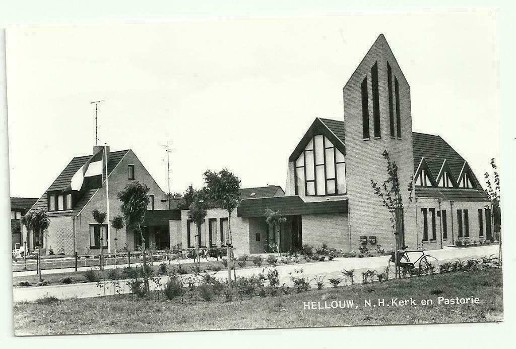 AK Hellouw - N.H. Kerk en Pastorie, Verzamelen, Verzenden, 1960 tot 1980, Ongelopen, Gelderland