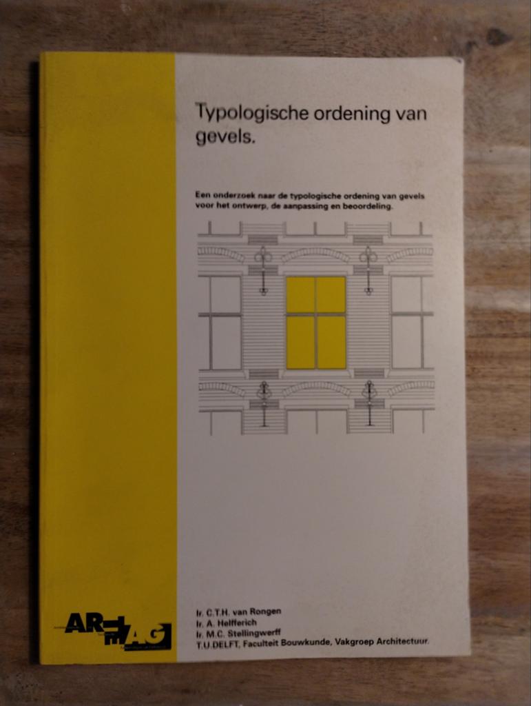 Typologische ordening van gevels - Architectuur boek, Ophalen of Verzenden, Gelezen, Architectuur algemeen, C.TH. van Rongen, A. Helfferich, M.C. Stellingwerff