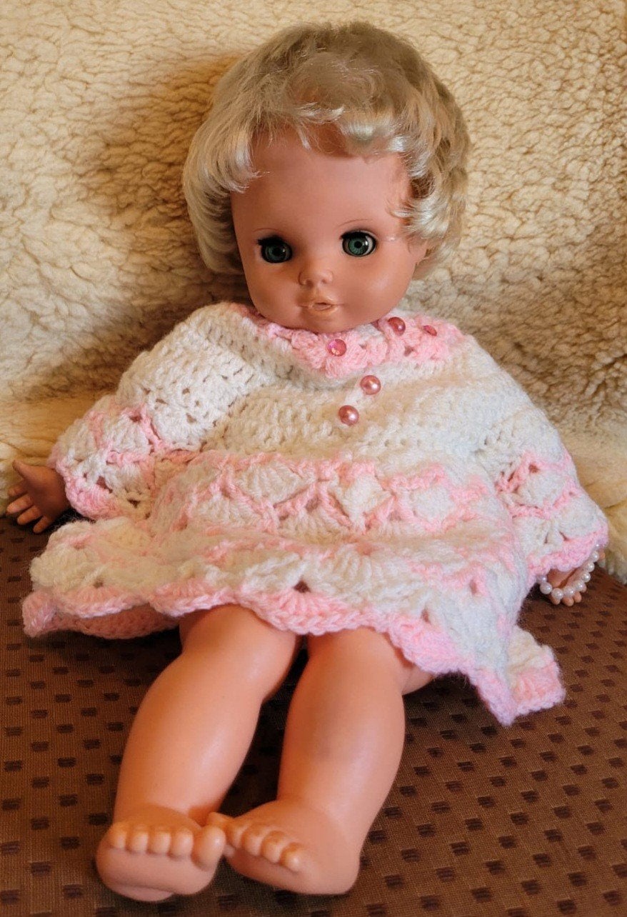Nieuw, handgehaakt poppenjurkje Baby Born/baby pop - 43 cm., Ophalen of Verzenden, Nieuw, Handgemaakt, Meisje