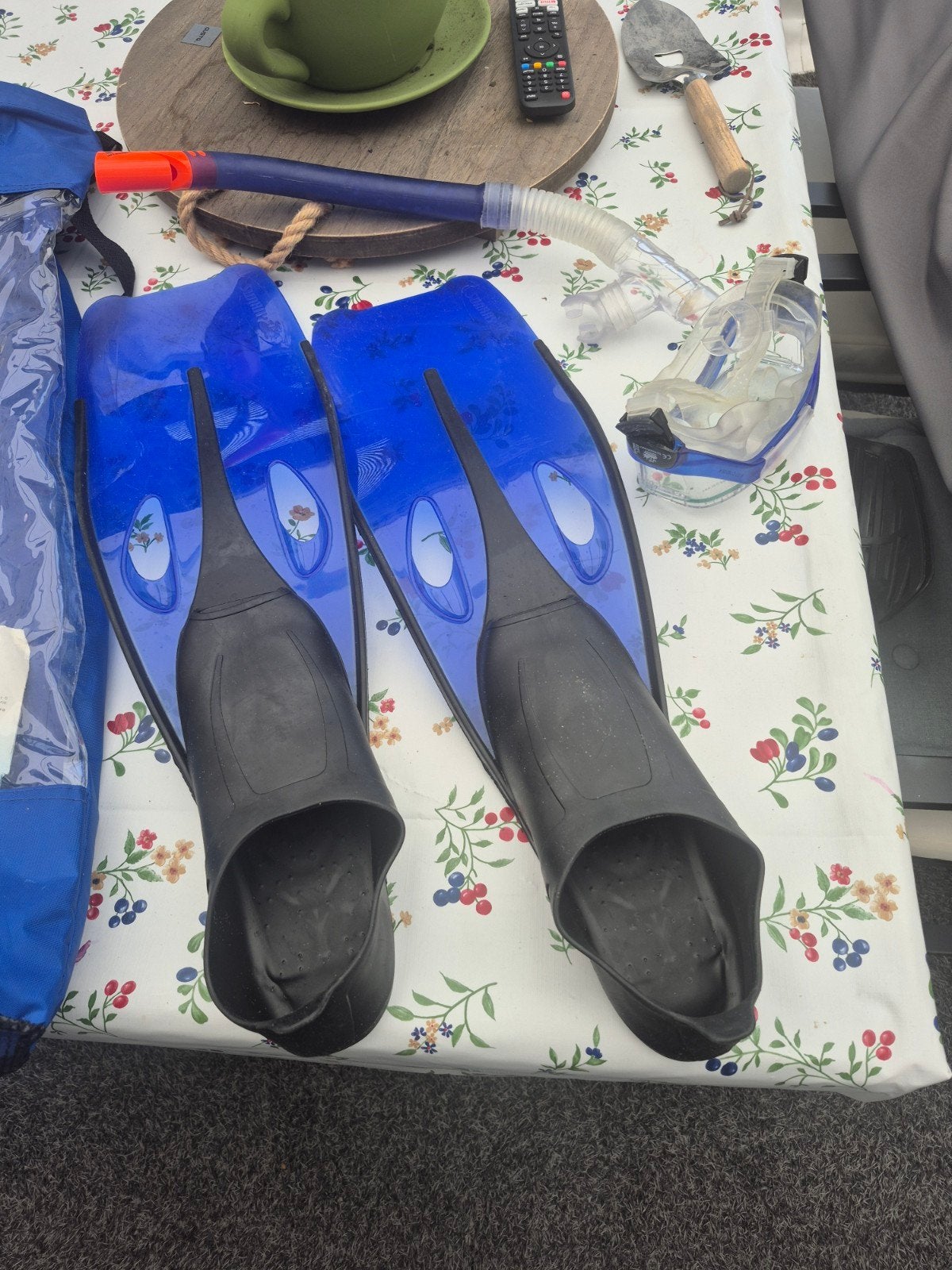 Te koop snorkelset met zwemvliezen, Ophalen, Snorkelset