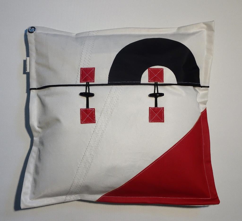 Zeildoek kussen Red, Huis en Inrichting, Woonaccessoires | Kussens, Nieuw, Overige kleuren, Vierkant, Ophalen of Verzenden