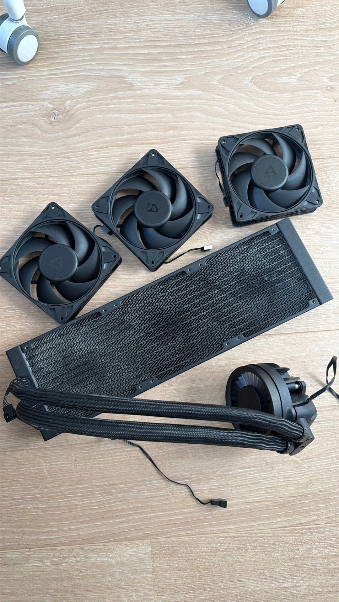 Arctic liquid freezer 3 pro 360, Computers en Software, Ophalen of Verzenden, Zo goed als nieuw, Waterkoeling