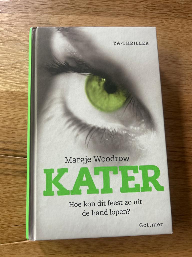 Kater - Margje Woodrow (YA-Thriller), Ophalen of Verzenden, Zo goed als nieuw