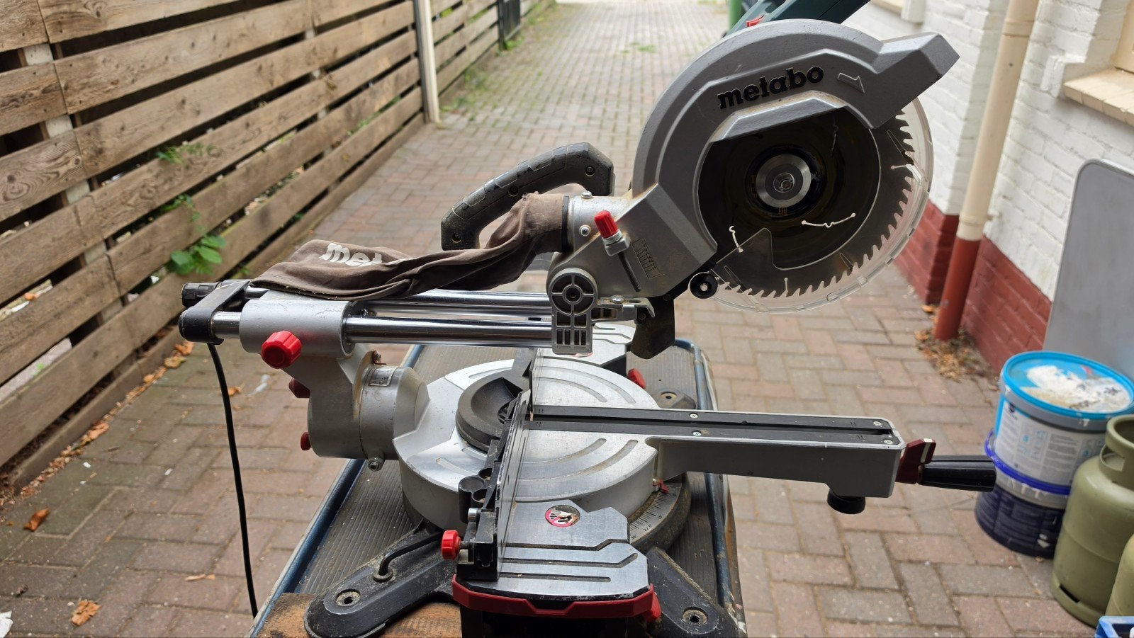 Metabo Afkortzaag lasercut - Krachtig en Betrouwbaar, Ophalen, Gebruikt, 70 mm of meer, Afkortzaag