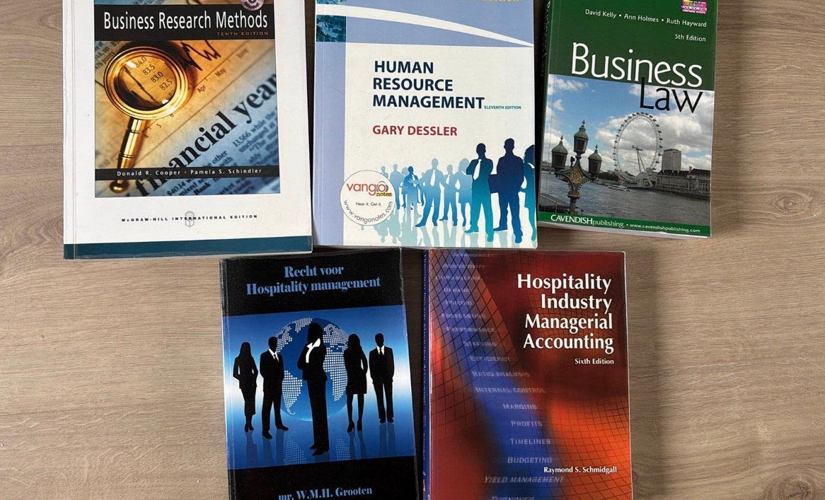 Studieboeken hotelschool, Boeken, Ophalen of Verzenden, Beta, HBO