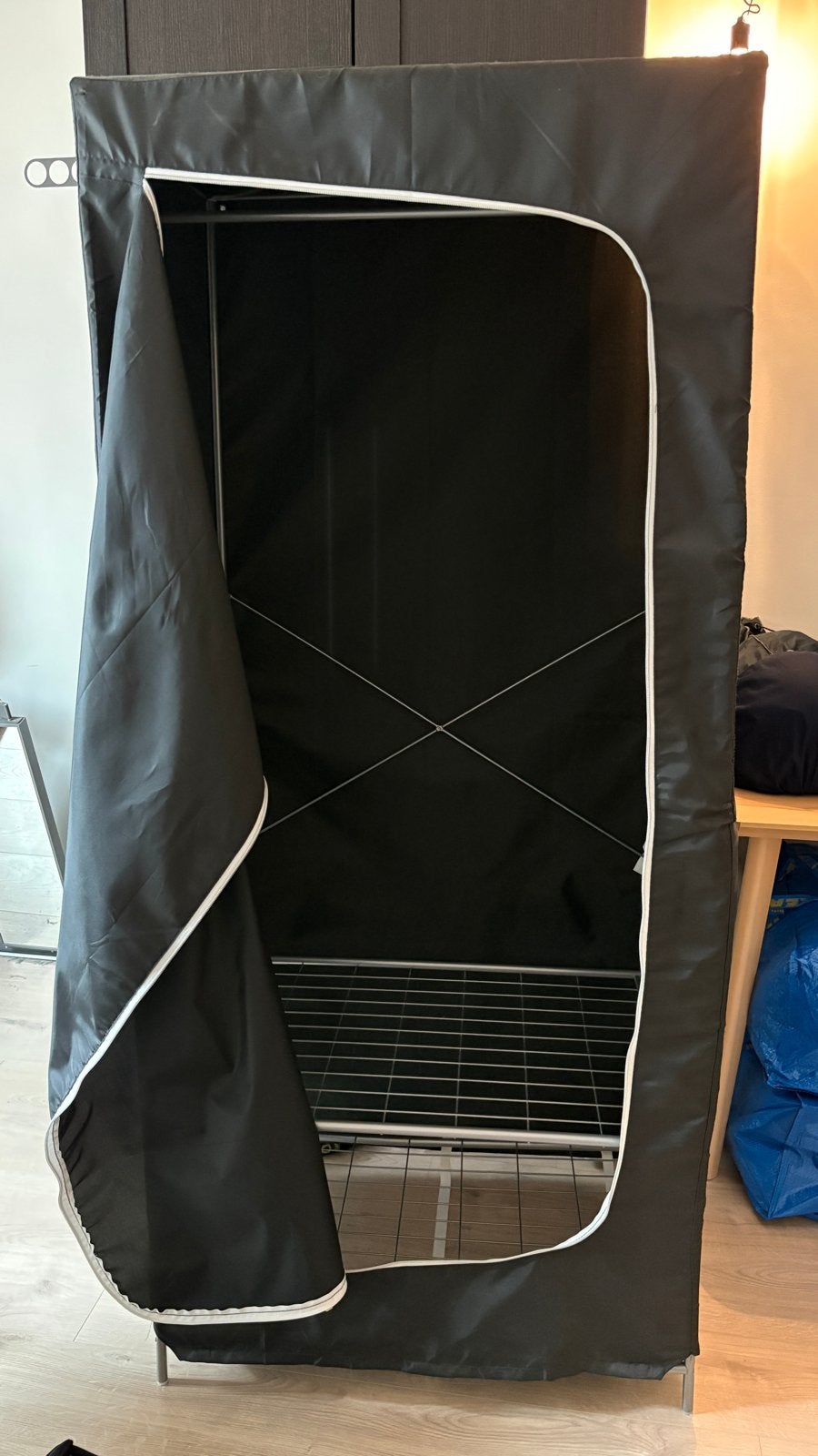 IKEA BREIM Kledingkast - Zwart, Zo goed als nieuw, Ophalen, Kunststof, 50 tot 100 cm, Zo goed als nieuw