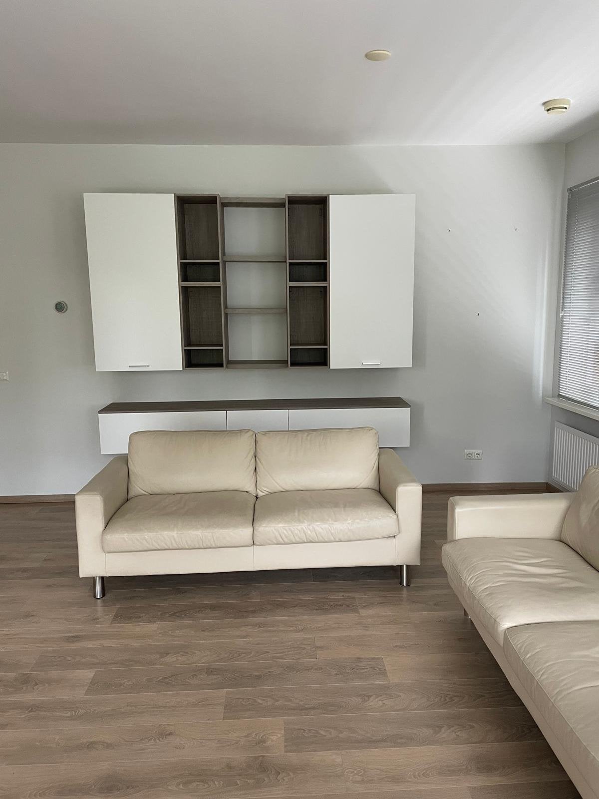 Modern modulair wandmeubel, Huis en Inrichting, Kasten | Wandmeubels, Ophalen, Zo goed als nieuw, Minder dan 150 cm, Minder dan 100 cm
