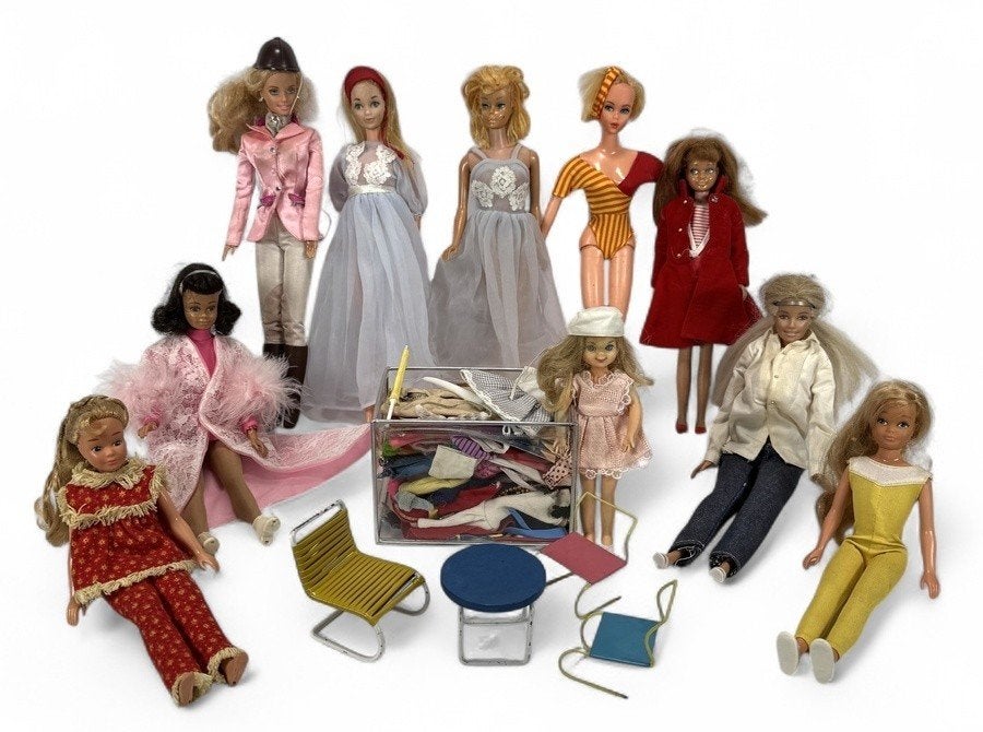 1103. Vintage Barbiepoppen met accessoires, Mattel, Ophalen of Verzenden