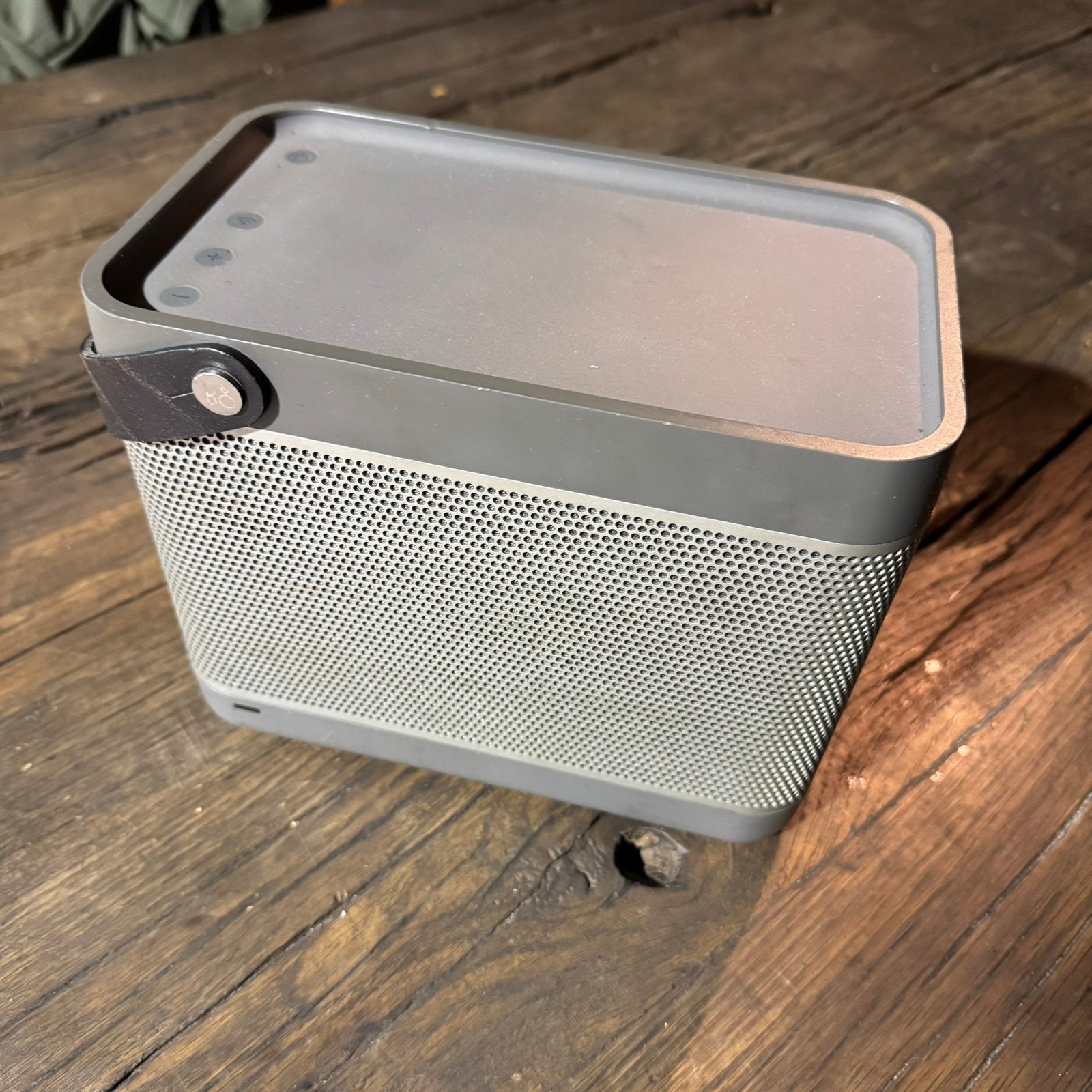Bang & Olufsen soundbox Beolit 12, Ophalen of Verzenden, Gebruikt