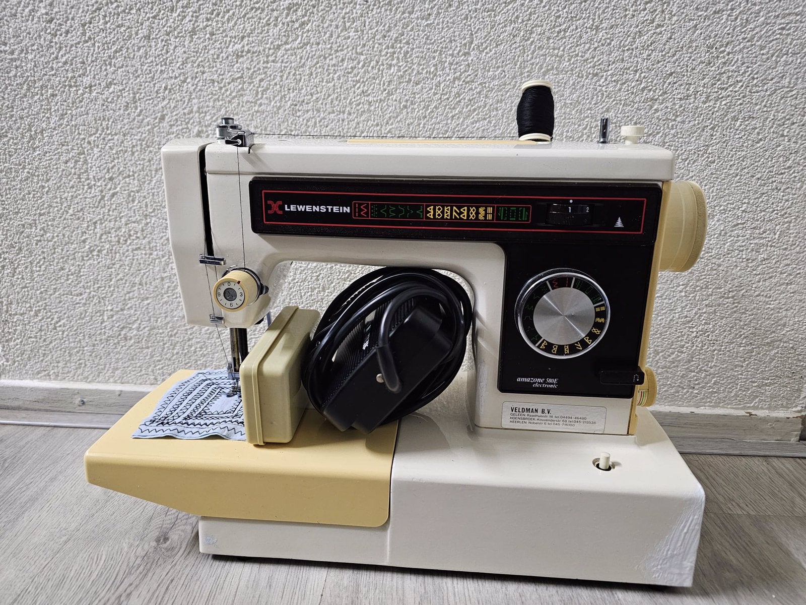 Naaimachine, Ophalen, Zo goed als nieuw, Naaimachine, Overige merken