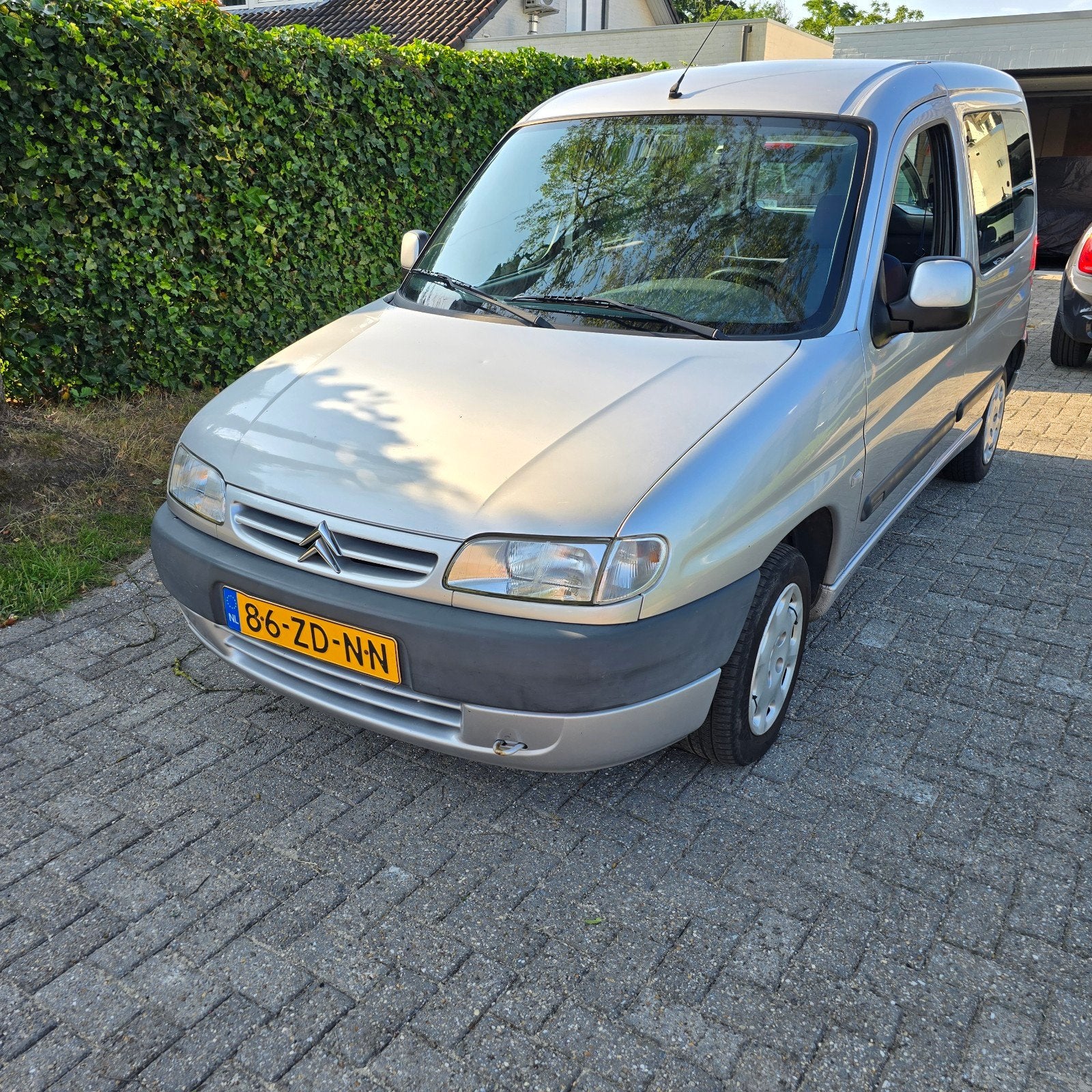 Citroën Berlingo 1.8 I Multispace 1999 Grijs, Voorwielaandrijving, 1145 kg, 4 cilinders, 49 €/maand