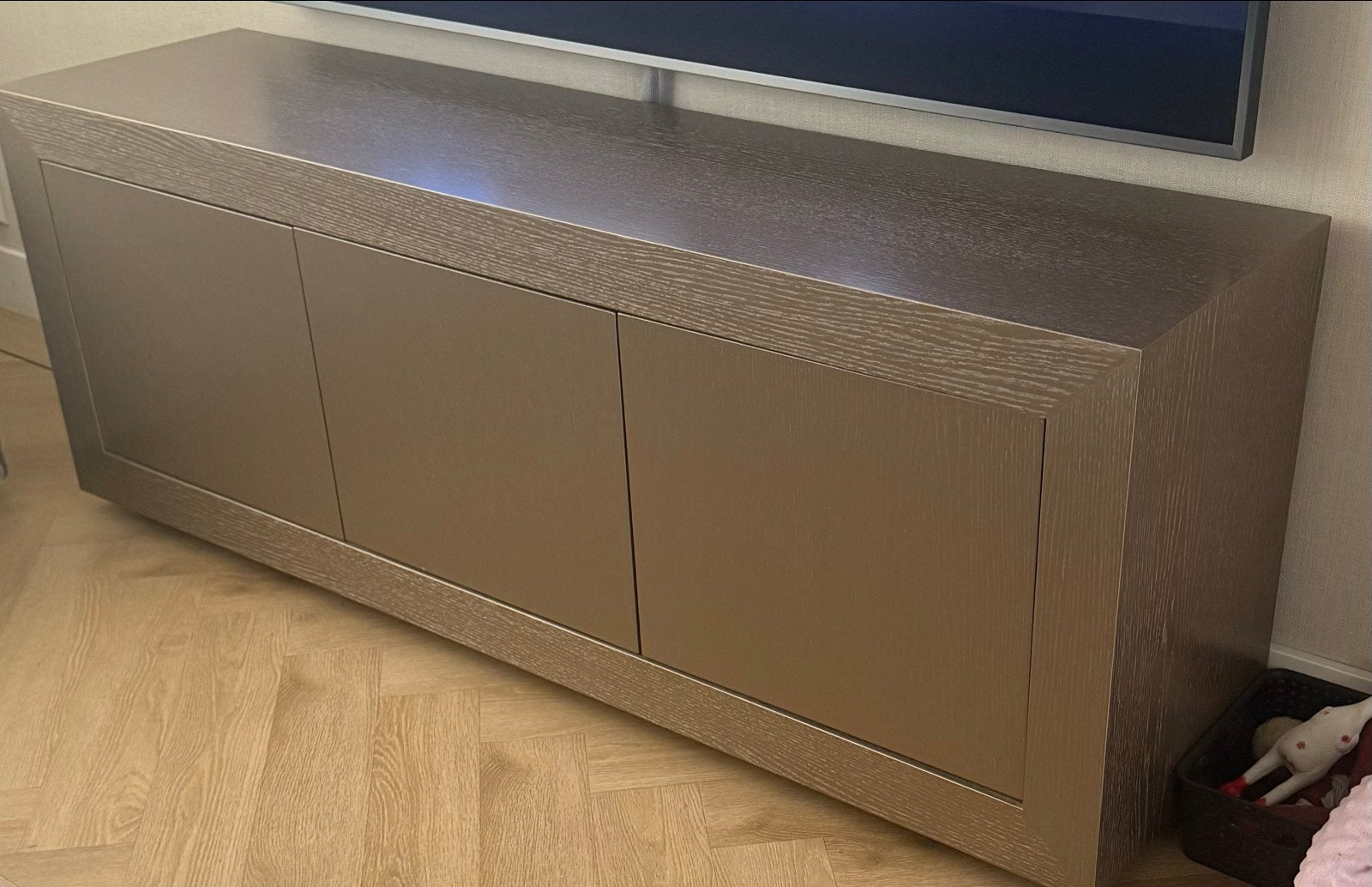 Stijlvol TV-meubel/dressoir, Ophalen, 150 tot 200 cm, Eikenhout, Zo goed als nieuw
