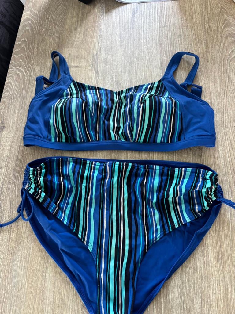 Amoena bikini waar je een borstprothese in kunt gebruiken., Ophalen of Verzenden, Zo goed als nieuw, Blauw, Bikini