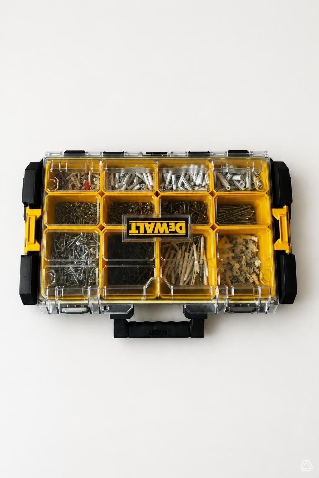 Foto 2 van DeWALT – 3 volle koffers bevestigingsmateriaal