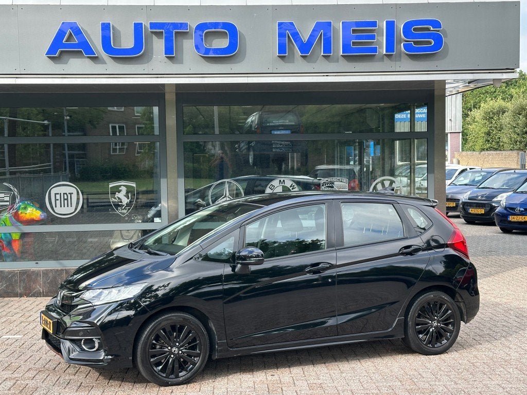 Honda JAZZ 1.5 I-VTEC Dynamic Navi Airco Cruise Telefoon, Auto's, Honda, 450 kg, Euro 6, 4 cilinders, Bedrijf