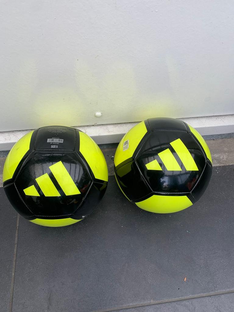 Mooie adidas ballen maat 5 zo goed als nieuw, Maat XS of kleiner, Ophalen of Verzenden, Zo goed als nieuw, Shirt
