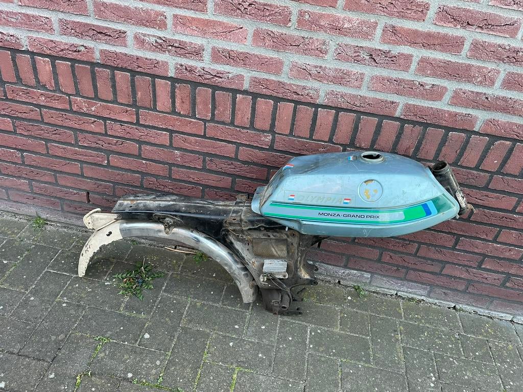 Puch monza frame en tank, Fietsen en Brommers, Ophalen, Zo goed als nieuw, Tank