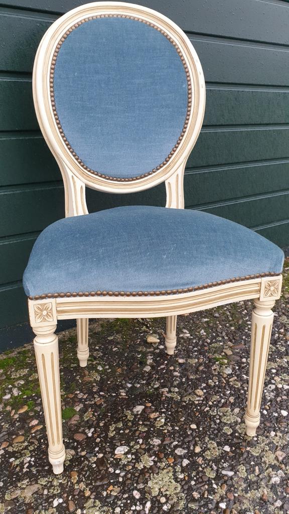 4 medaillon eetkamer stoelen, Ophalen