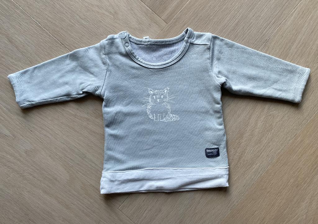 Snooze Baby truitje grijs/blauw maat 62/68 | babykleding, Snooze Baby, Jongetje of Meisje, Ophalen of Verzenden, Zo goed als nieuw