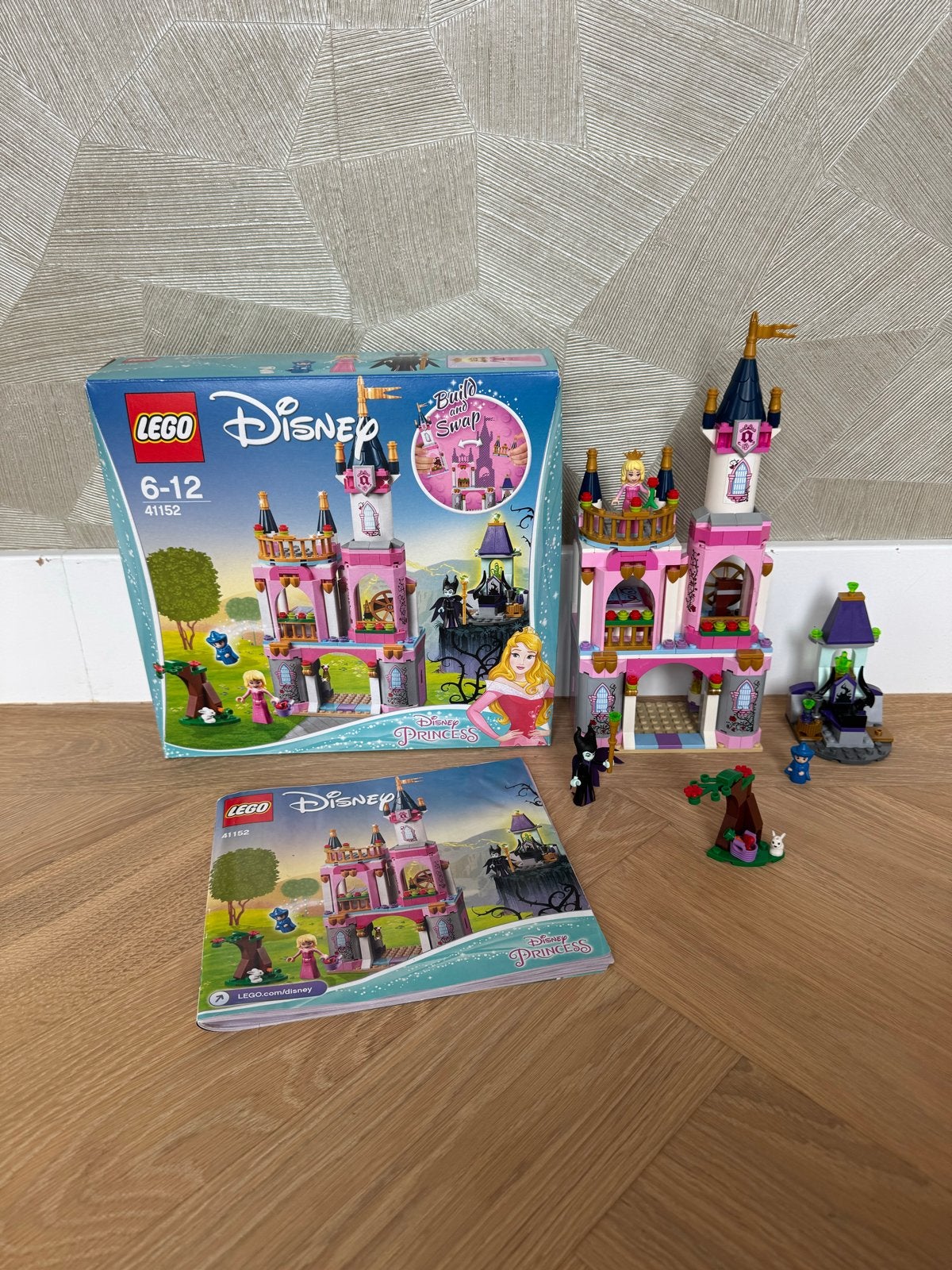 LEGO Disney Princess 41152 Doornroosje's Betoverde Kasteel, Ophalen of Verzenden, Zo goed als nieuw, Overige merken